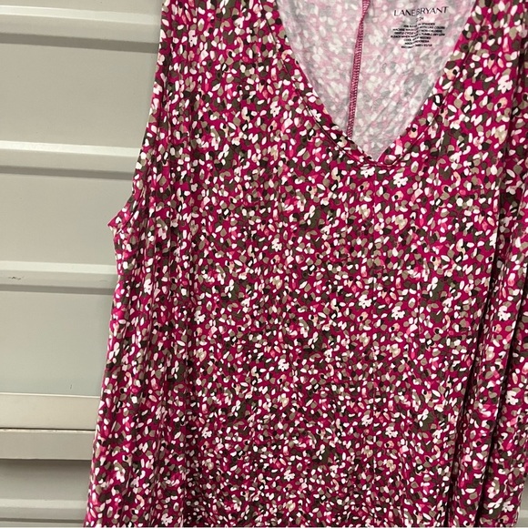 Lane Bryant Sleeveless V-neck Top 22/24 - Picture 3 of 5